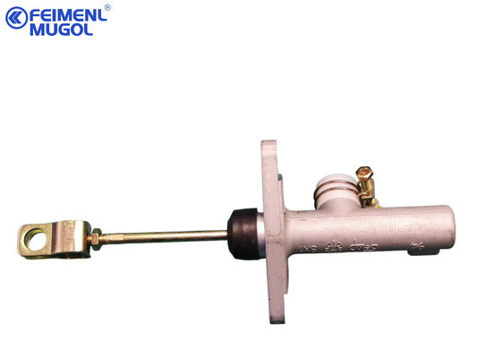 8-97102438 ISUZU Clutch Parts Clutch Master Cylinder 100P 2.8L 4JB1-T